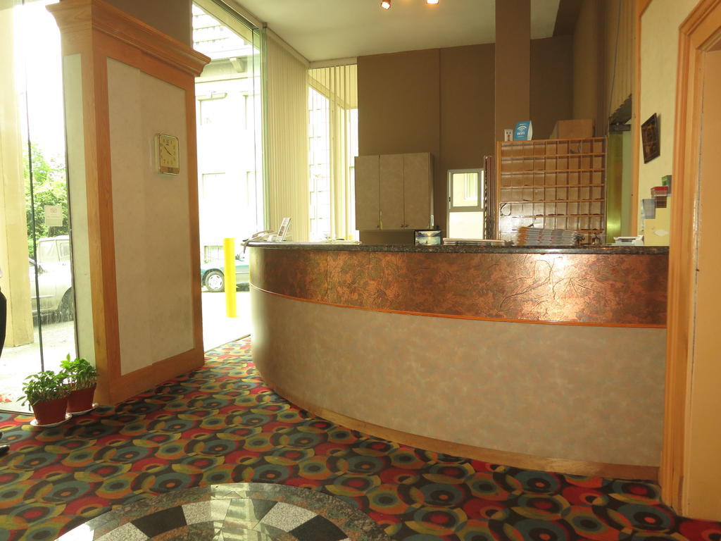 ทรอปิคานา สวีท โฮเต็ล Hotel แวนคูเวอร์ ภายนอก รูปภาพ